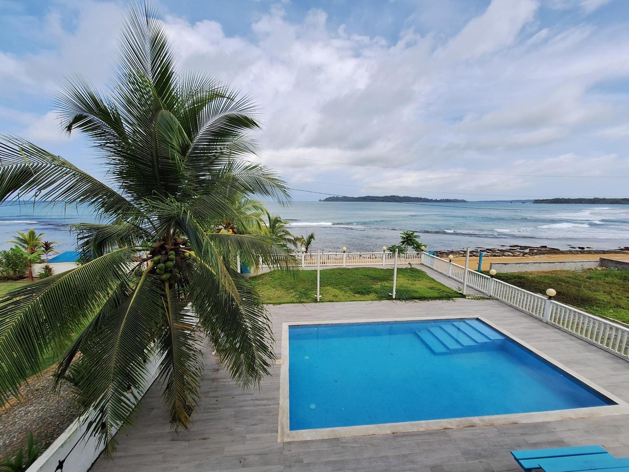 Paunch Beach Retreat Bocas Town Bagian luar foto